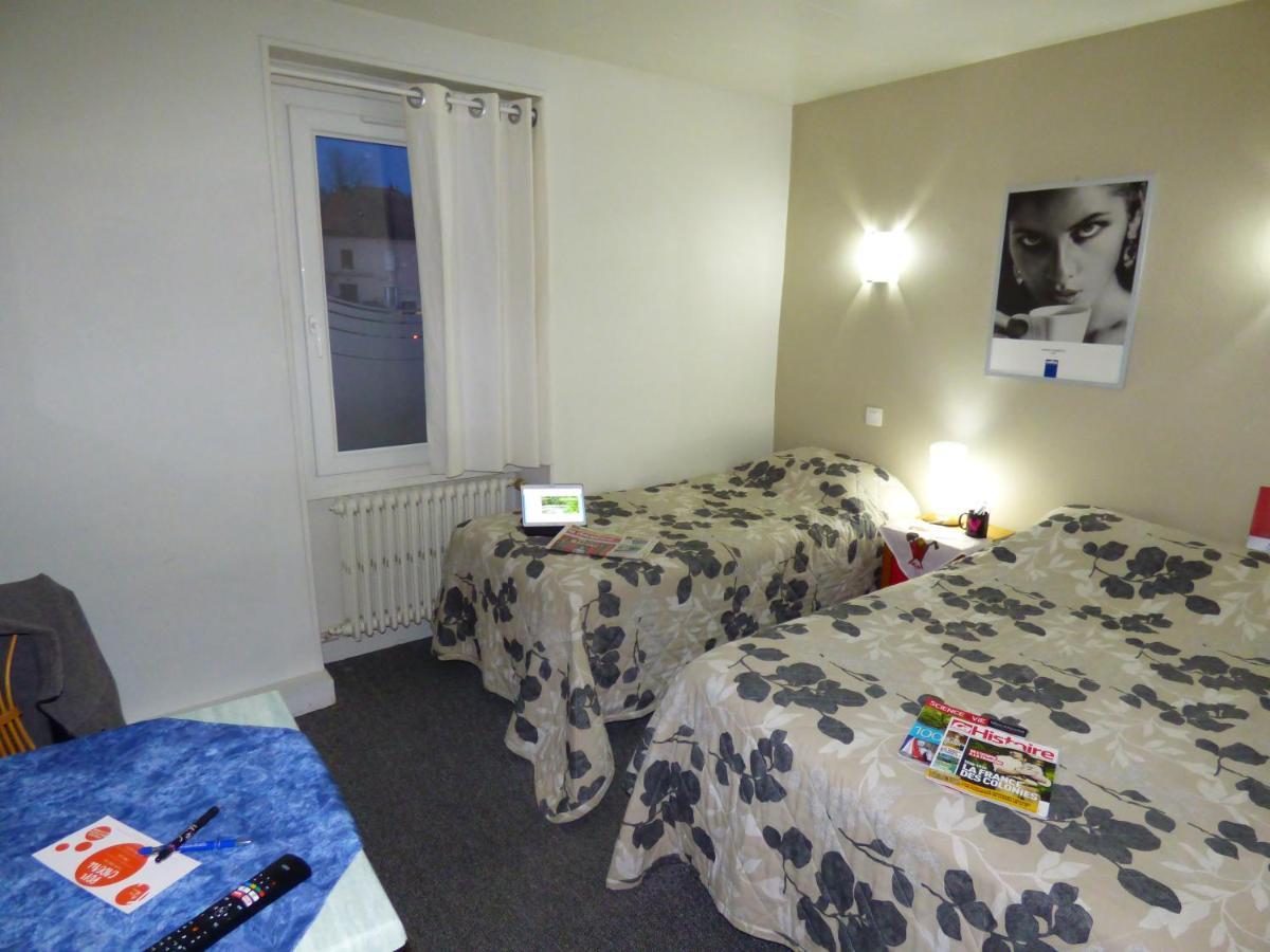 Auberge Des Avenieres Les Avenières Esterno foto